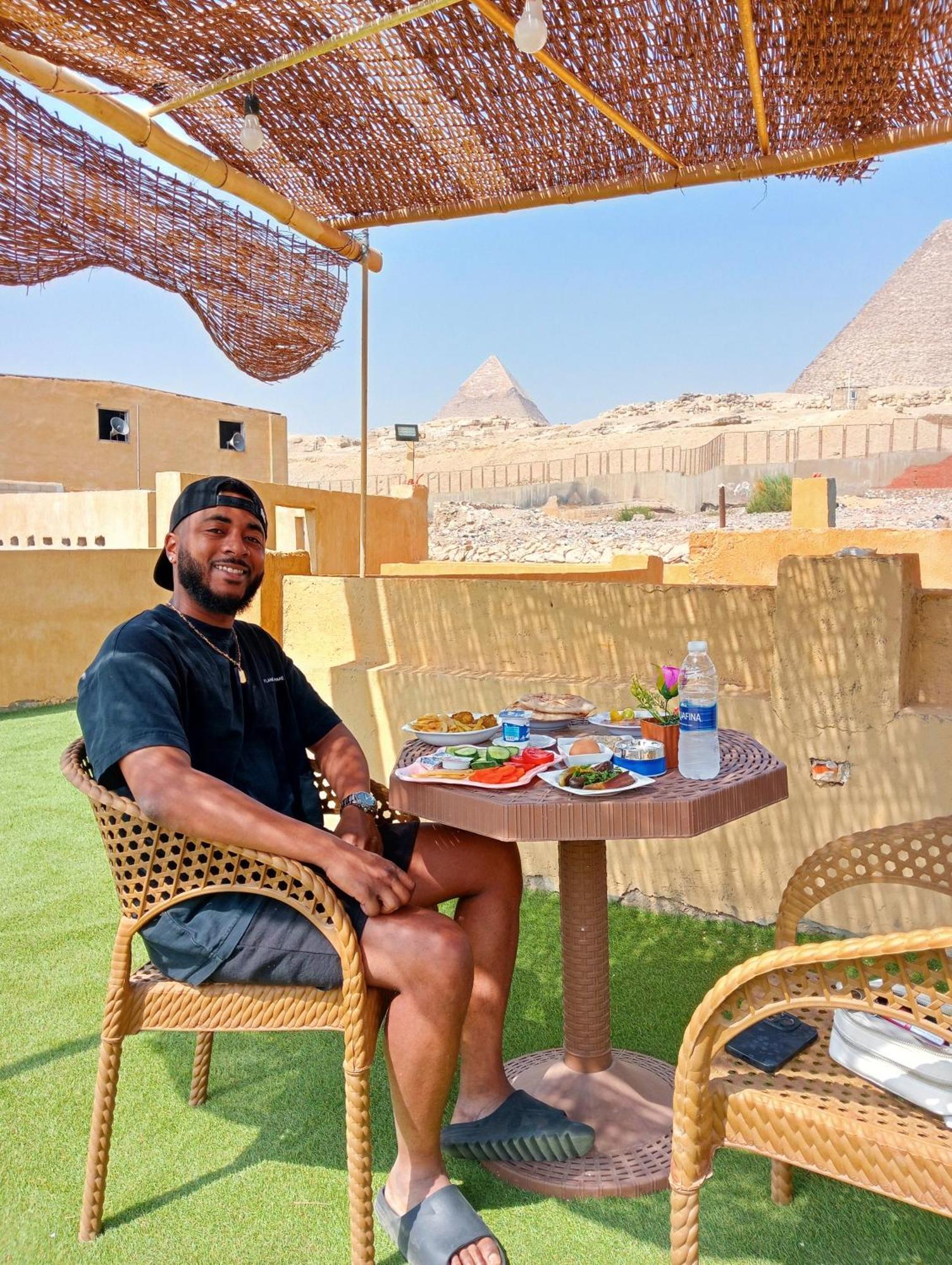 Sidi Hamad Pyramids View Hotel Kafrat al Jabal Exterior photo