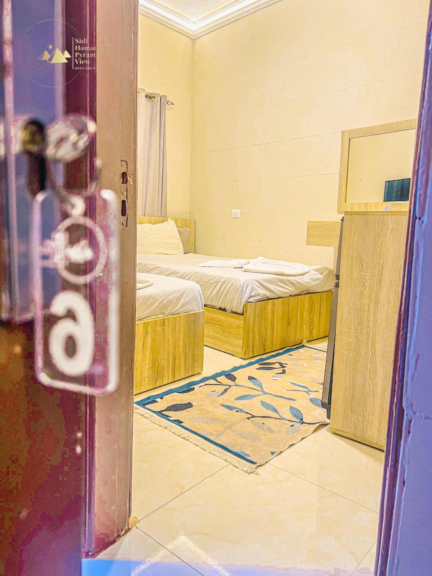 Sidi Hamad Pyramids View Hotel Kafrat al Jabal Exterior photo